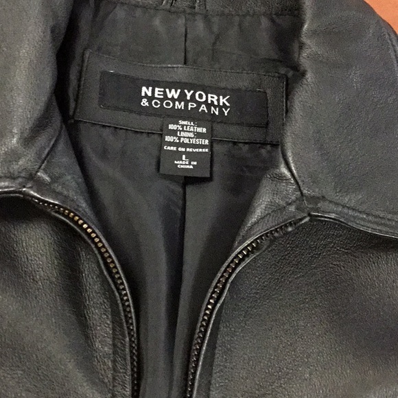 Leather jacket - Picture 4 of 6